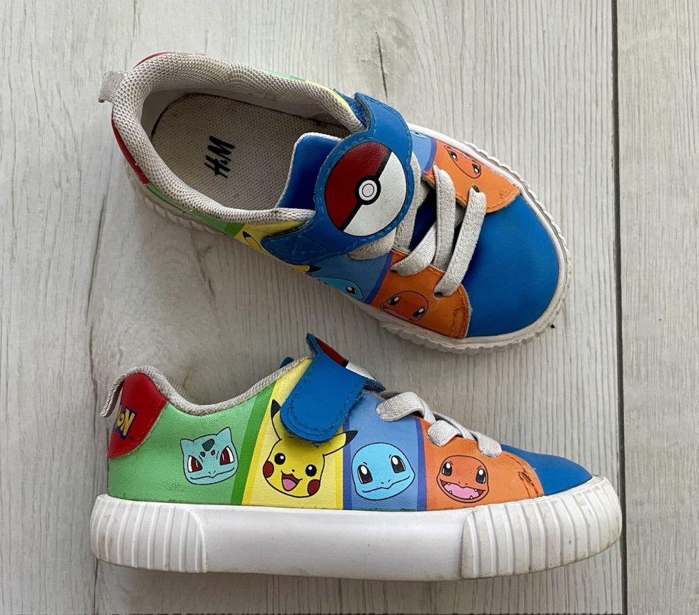 H&M Pokémon kisfiú cipő - 24